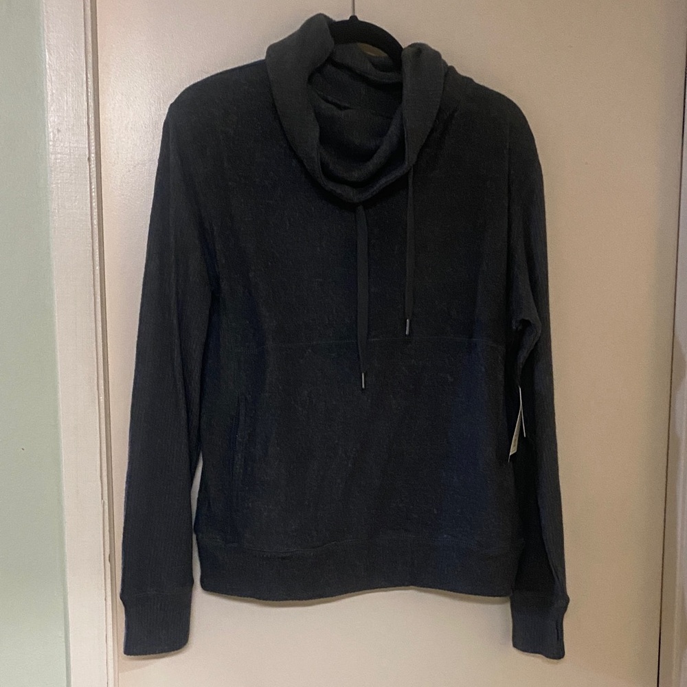 NWT Rip Curl Dark Gray marble Cosy Roll Neck. Size Medium